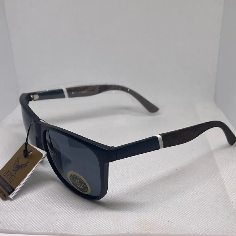 Classic Unisex Wood Print Sunglasses